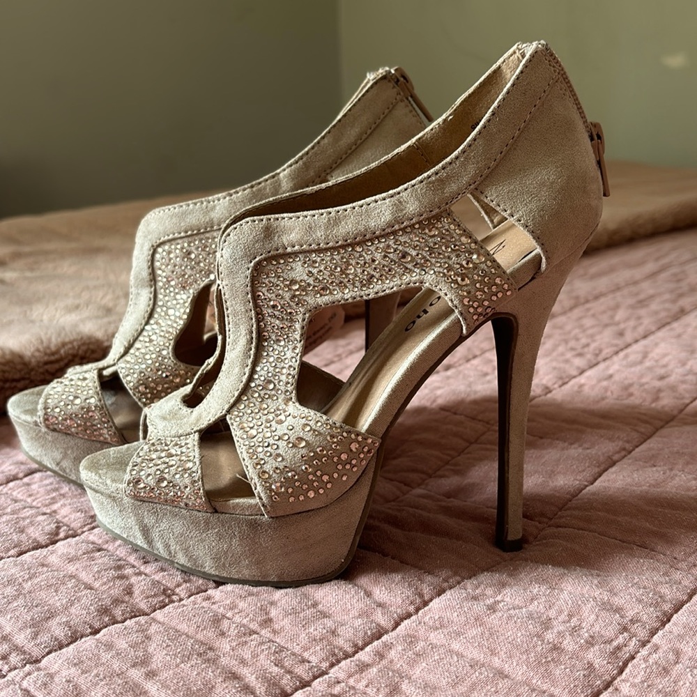 Zigi Soho champagne rhinestone cream platform high heels